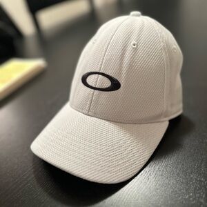 Oakley Hat